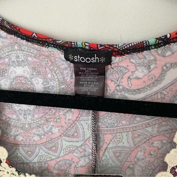 Stoosh Women’s Elephant Print Square Neck Sleeveless Asymmetric Hemline Boho Top - Picture 2 of 3